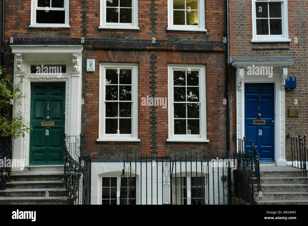 Case accanto a Richmond Green Richmond Surrey in Inghilterra Foto Stock