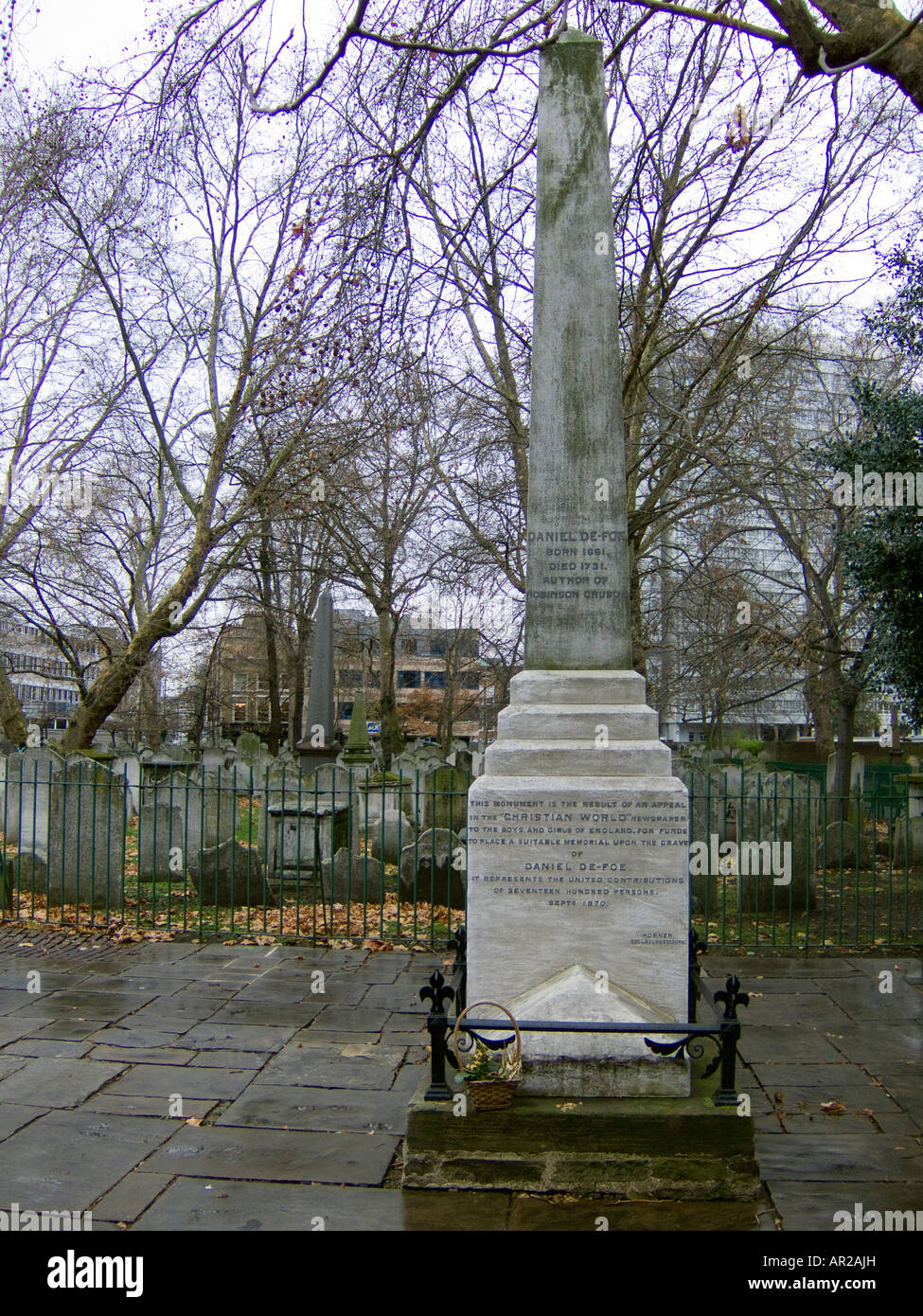 La tomba di Daniel Defoe l'autore, a Londra Foto Stock