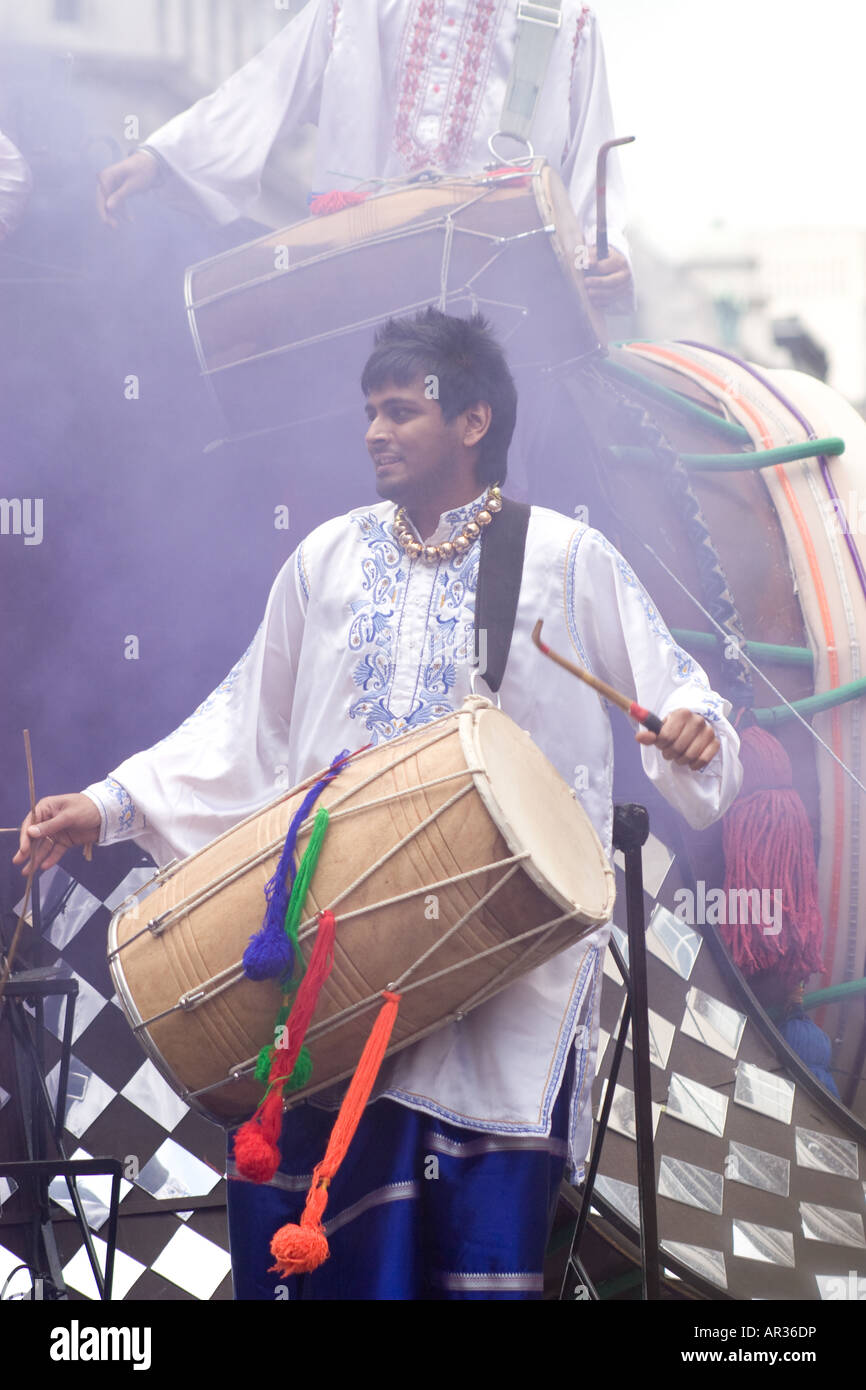 La Dhol Foundation a Regent Street Festival 2006 Foto Stock