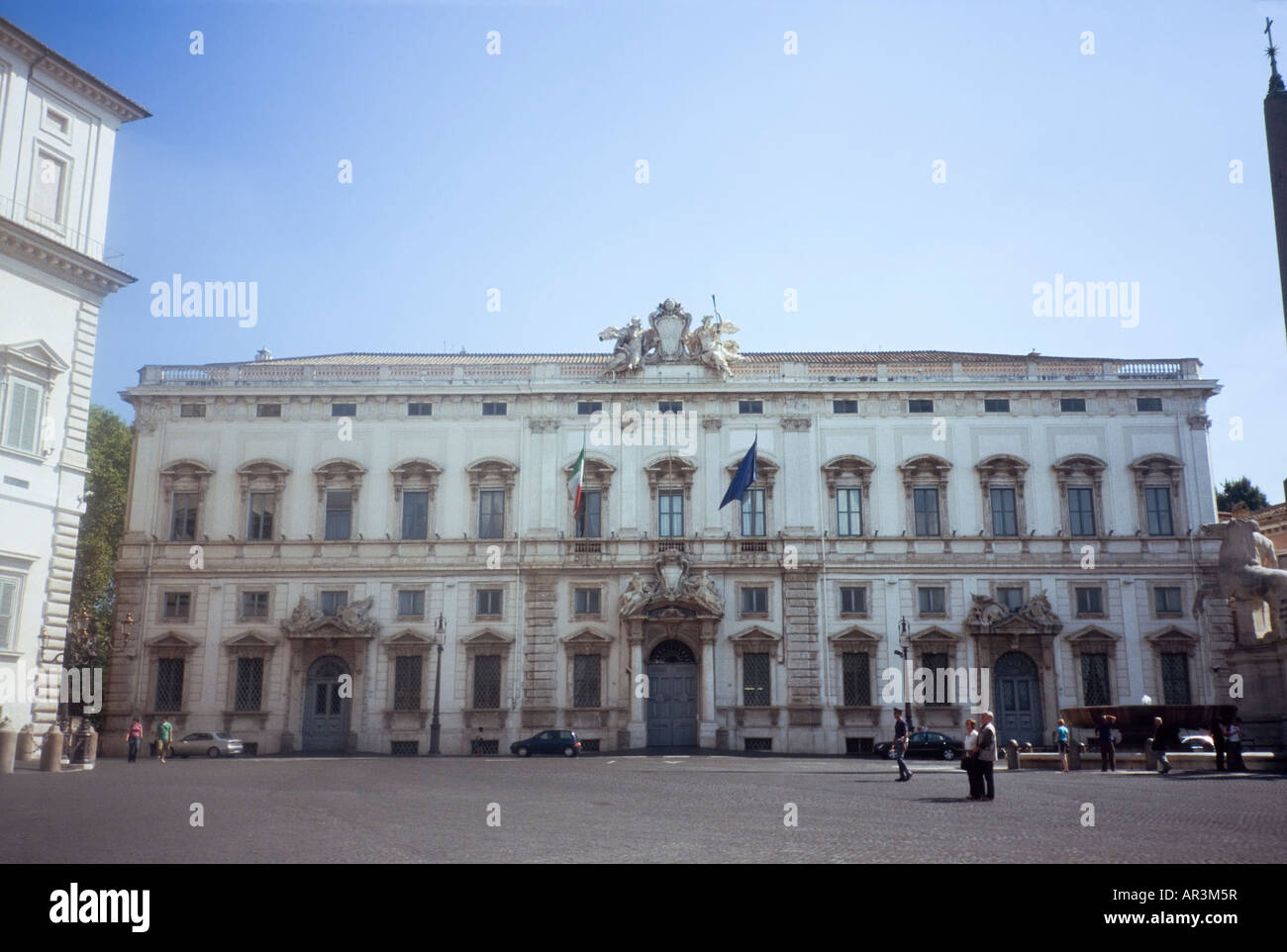 Il Palazzo della Consulta, sede della Corte costituzionale italiana a Roma  Foto stock - Alamy