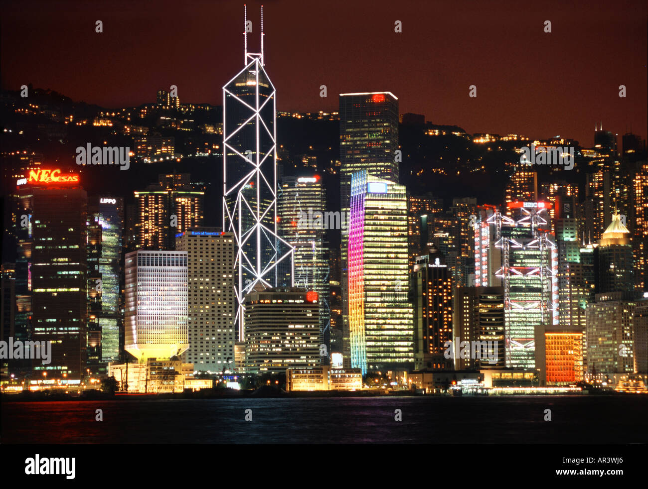 Lo skyline di Hong Kong di notte, Hong Kong, Cina Foto Stock