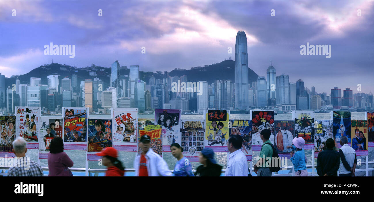 Viale delle Stelle, Hongkong skyline al tramonto, Hong Kong, Cina Asia Foto Stock