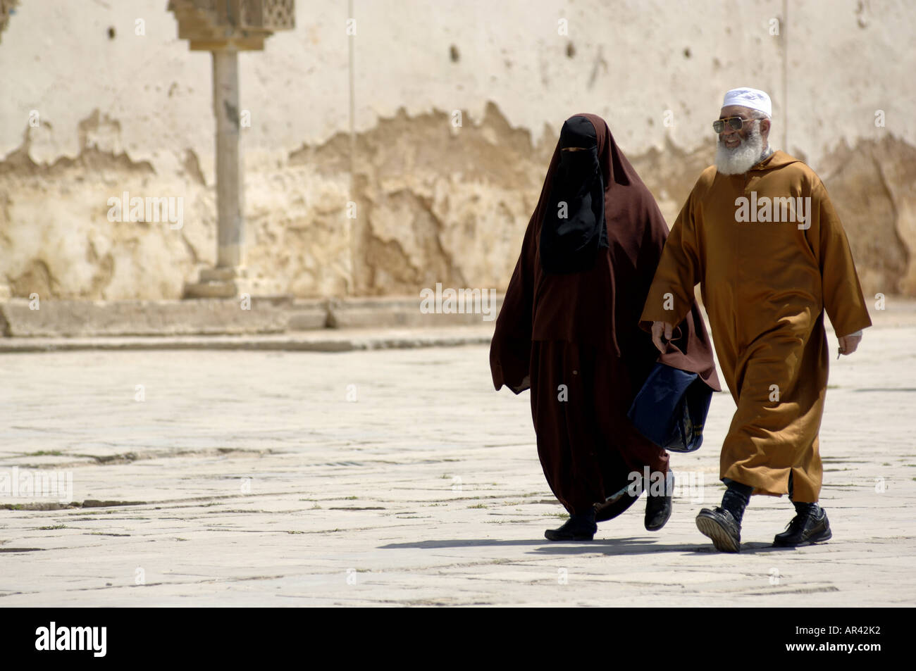 L uomo e la donna sul luogo el Hedim, Meknes, Marocco Foto Stock