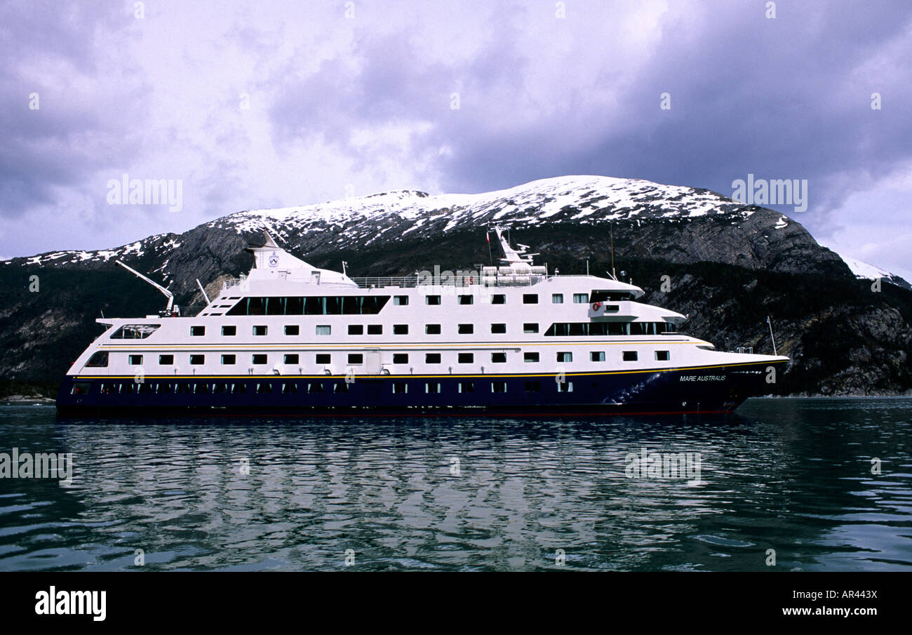 MV Mare Australis nei fiordi cileni in sud america Foto Stock