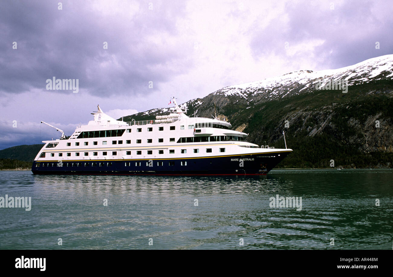 MV Mare Australis nei fiordi cileni in sud america Foto Stock
