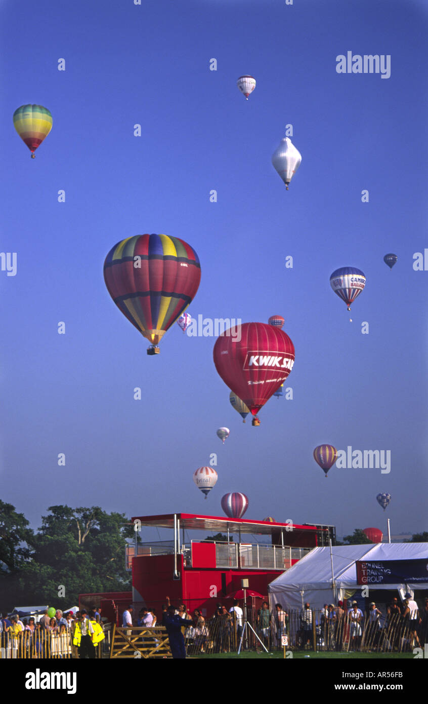 Bristol Balloon Festival lancio di massa Bristol Gloucestershire in Inghilterra Foto Stock