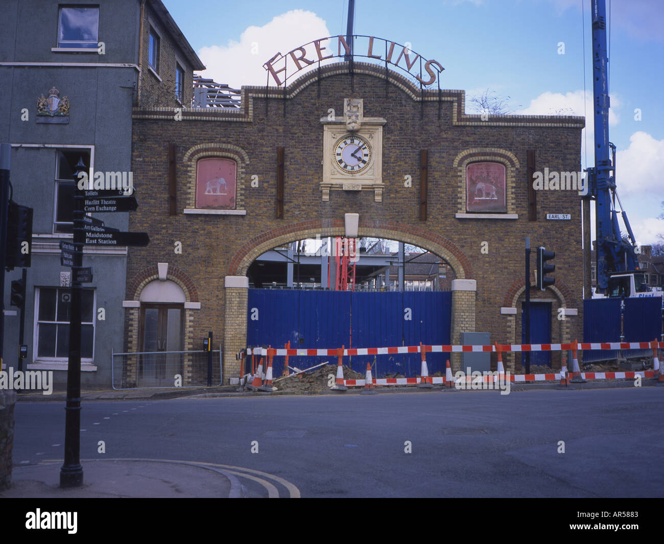 Il vecchio ingresso anteriore per la Birreria Fremlins in Maidstone Kent Foto Stock