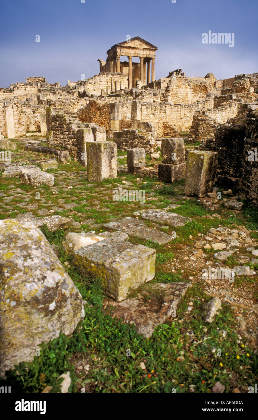 Campidoglio romano Tempio le cui pareti sono il migliore esempio della tecnica di costruzione di opus africanum Dougga Tunisia Foto Stock