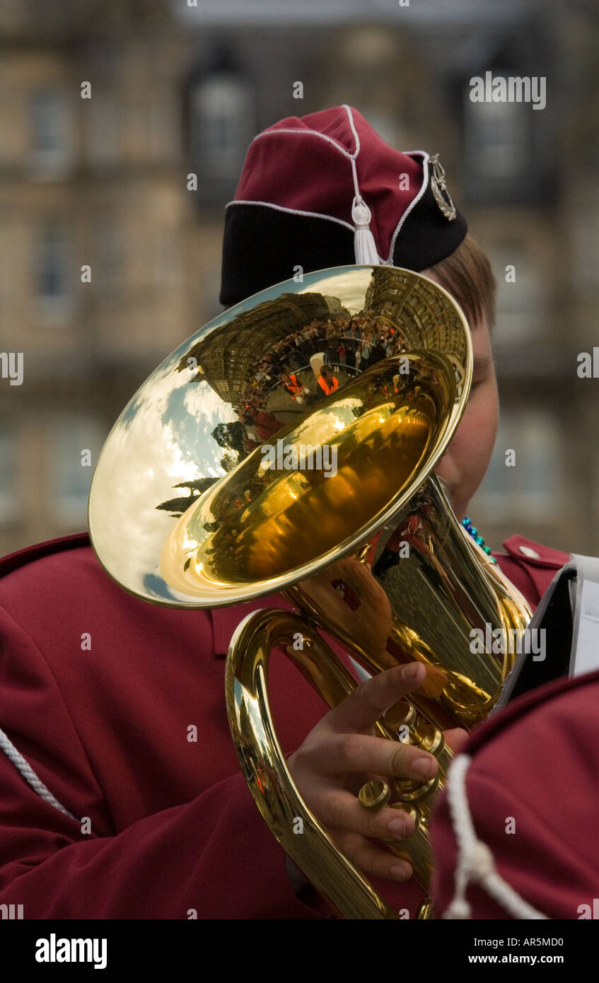 Trombettista al Festival cavalcata Foto Stock