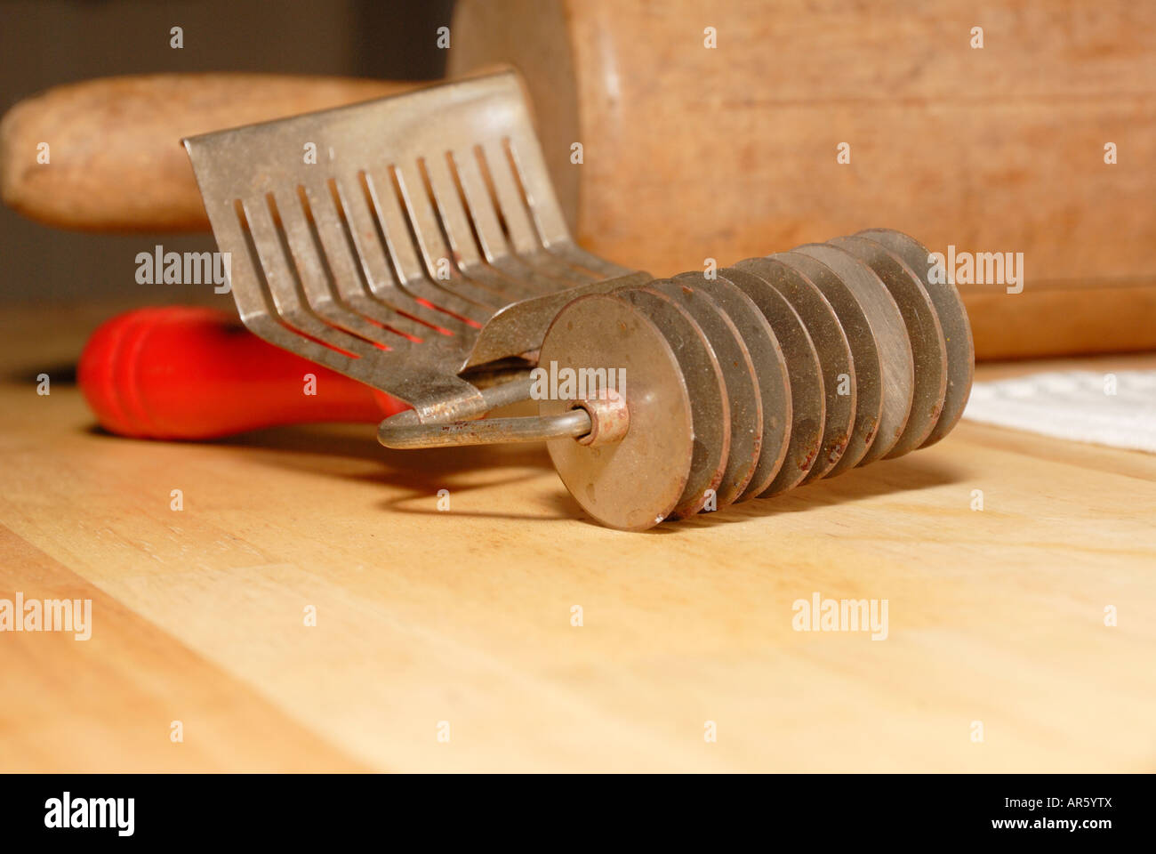 Pasta fresa e perno di rotolamento Foto Stock