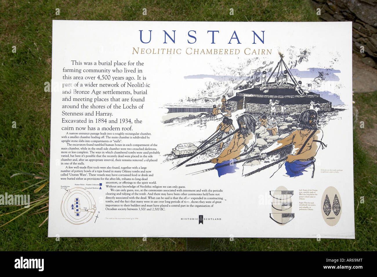 Scheda di informazioni presso la sepoltura del neolitico Unstan chambered cairn Isole Orcadi Scozia UK Foto Stock