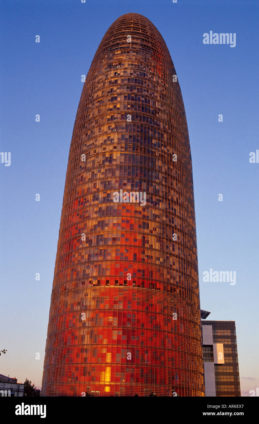 La Torre Agbar dall'architetto Jean Nouvel Barcellona Catalonia Spagna Foto Stock