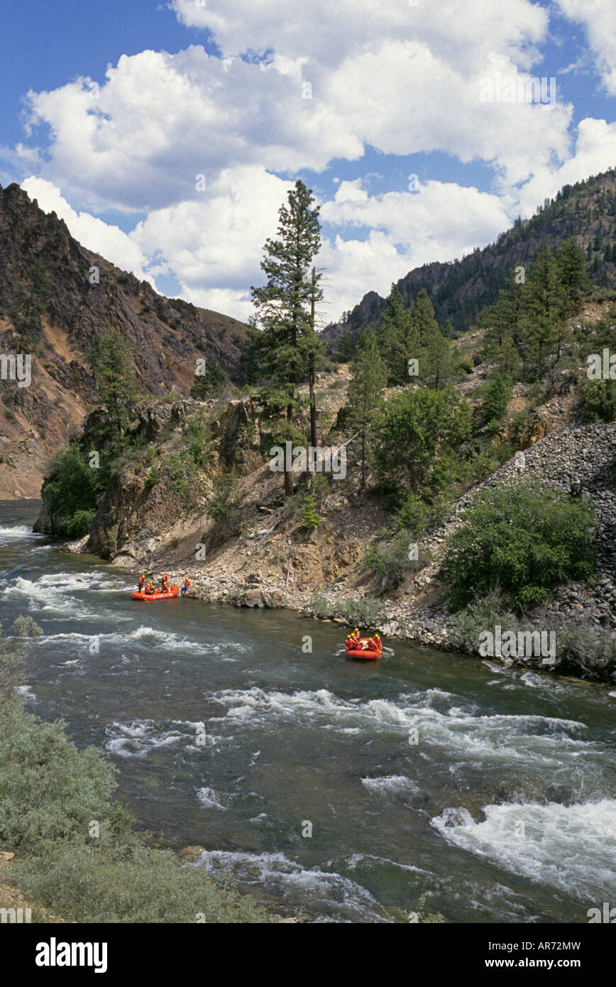 Stati Uniti d'America Stati Uniti Idaho acqua bianco rafters godetevi le rapide della forcella del nord del fiume Payette in Idaho Foto Stock