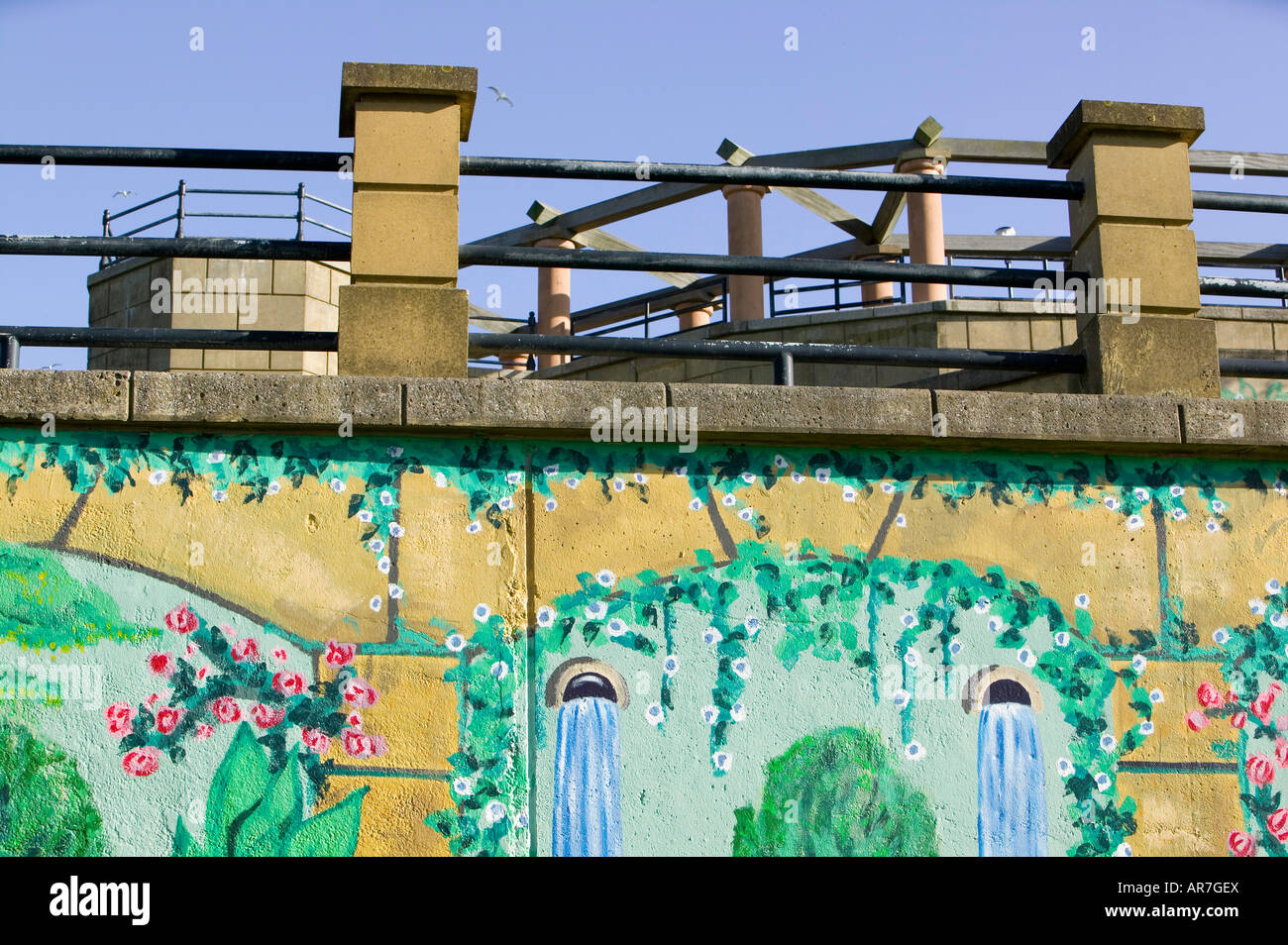 Un affresco su una parete interna della città di Liverpool Città Europea della Cultura 2008 Inghilterra Foto Stock