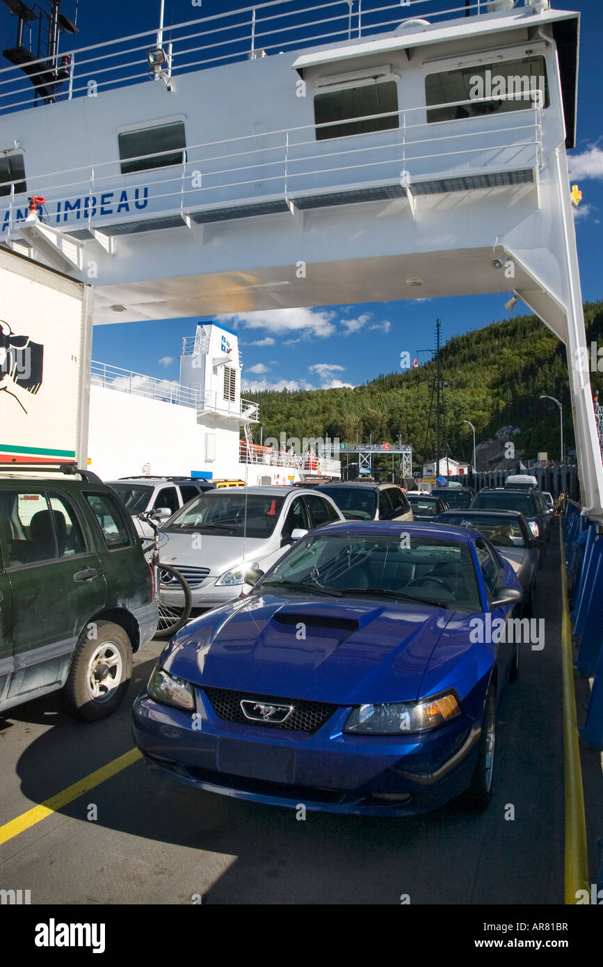 Vetture a bordo di ferry boat Armand Imbeau a Baie Ste Catherine Foto Stock