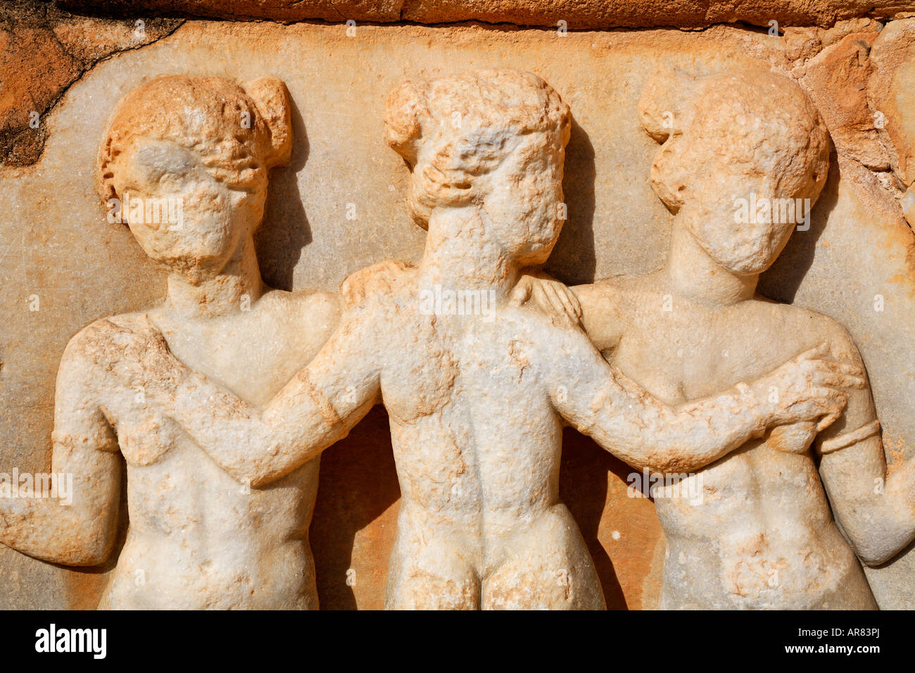 Scultura di tre grazie al teatro romano di Sabratha Libia Foto Stock