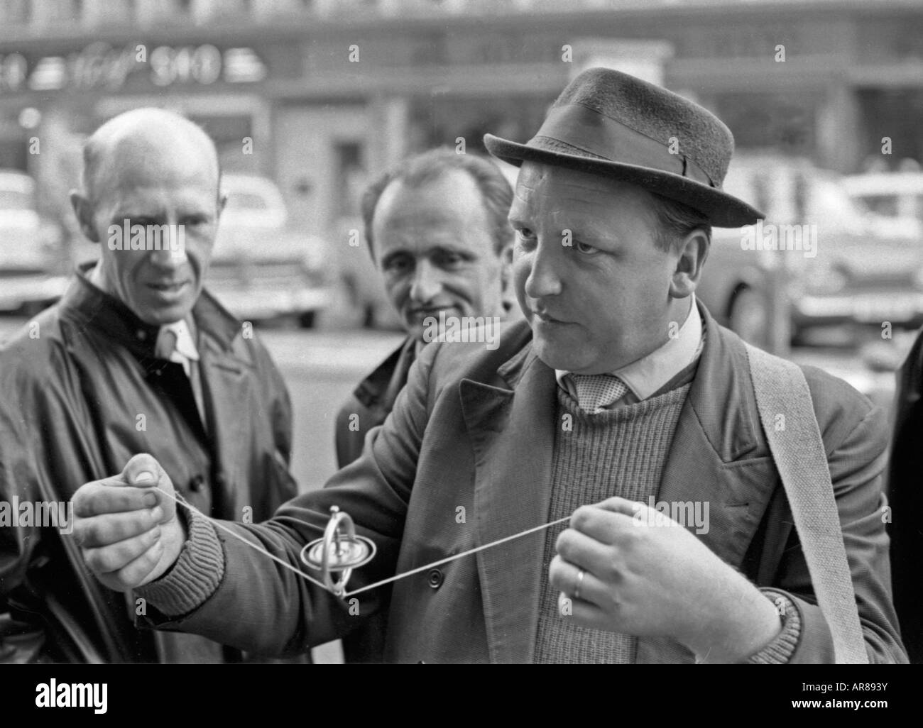 Venditore ambulante negli anni sessanta Foto Stock