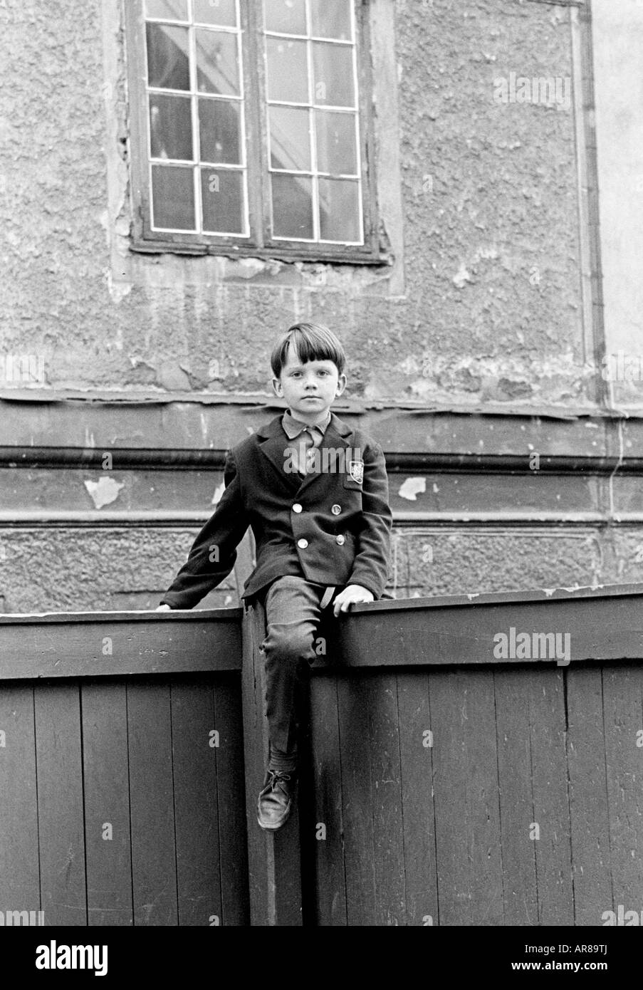 Ragazzo giovane negli anni sessanta Foto Stock
