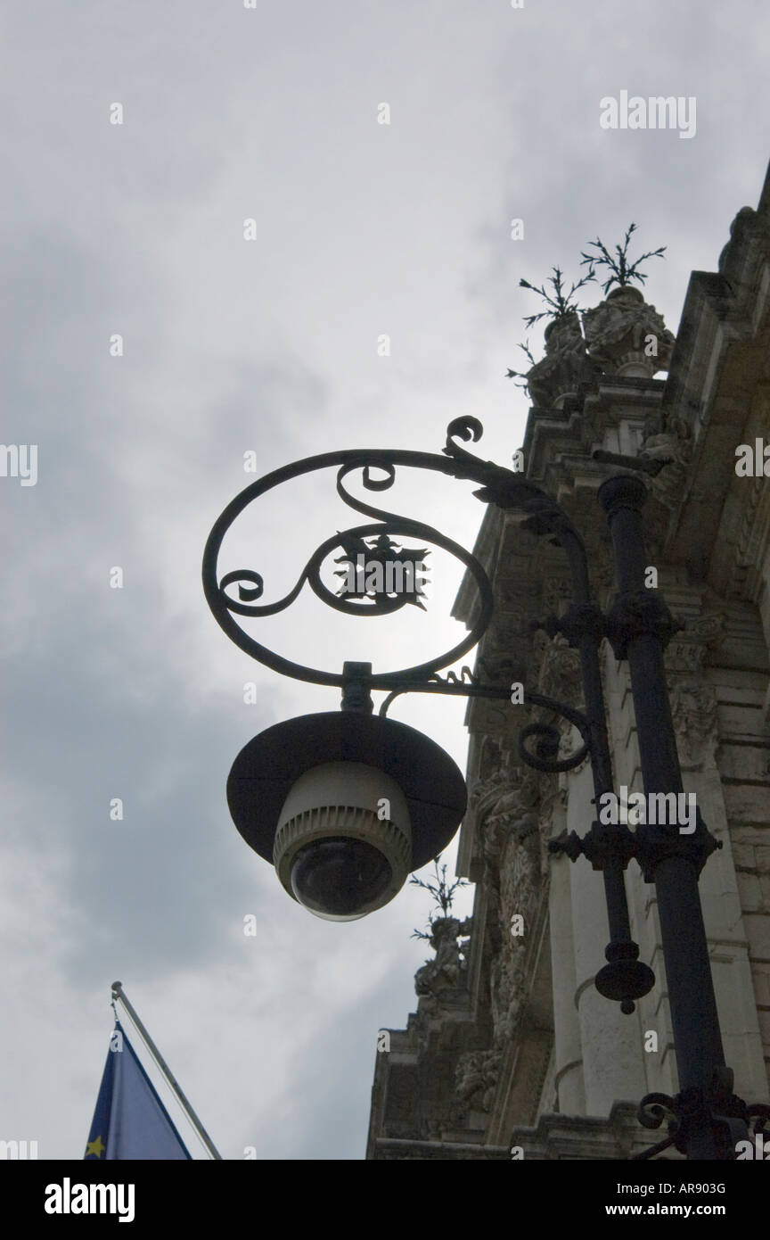 Vecchia lampada,Università di Siviglia,Andalusia, Spagna Foto Stock