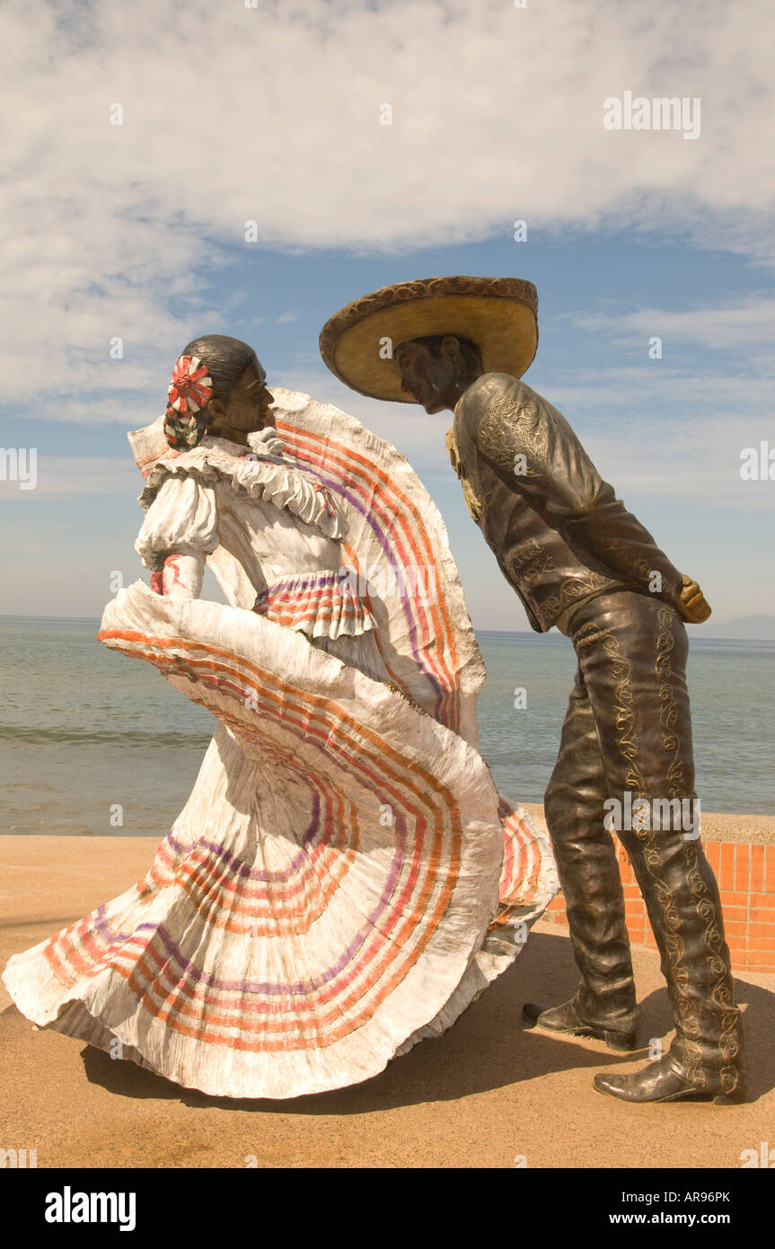 Messico Jalisco Puerto Vallarta Seaside sculture e opere d'arte sul Malecon boardwalk Banderas Bay Oceano Pacifico Foto Stock