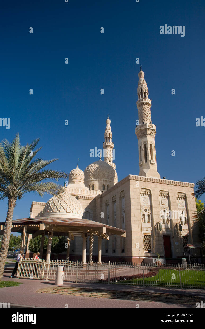 La Moschea di Jumeirah, Dubai, Emirati Arabi Uniti Foto Stock