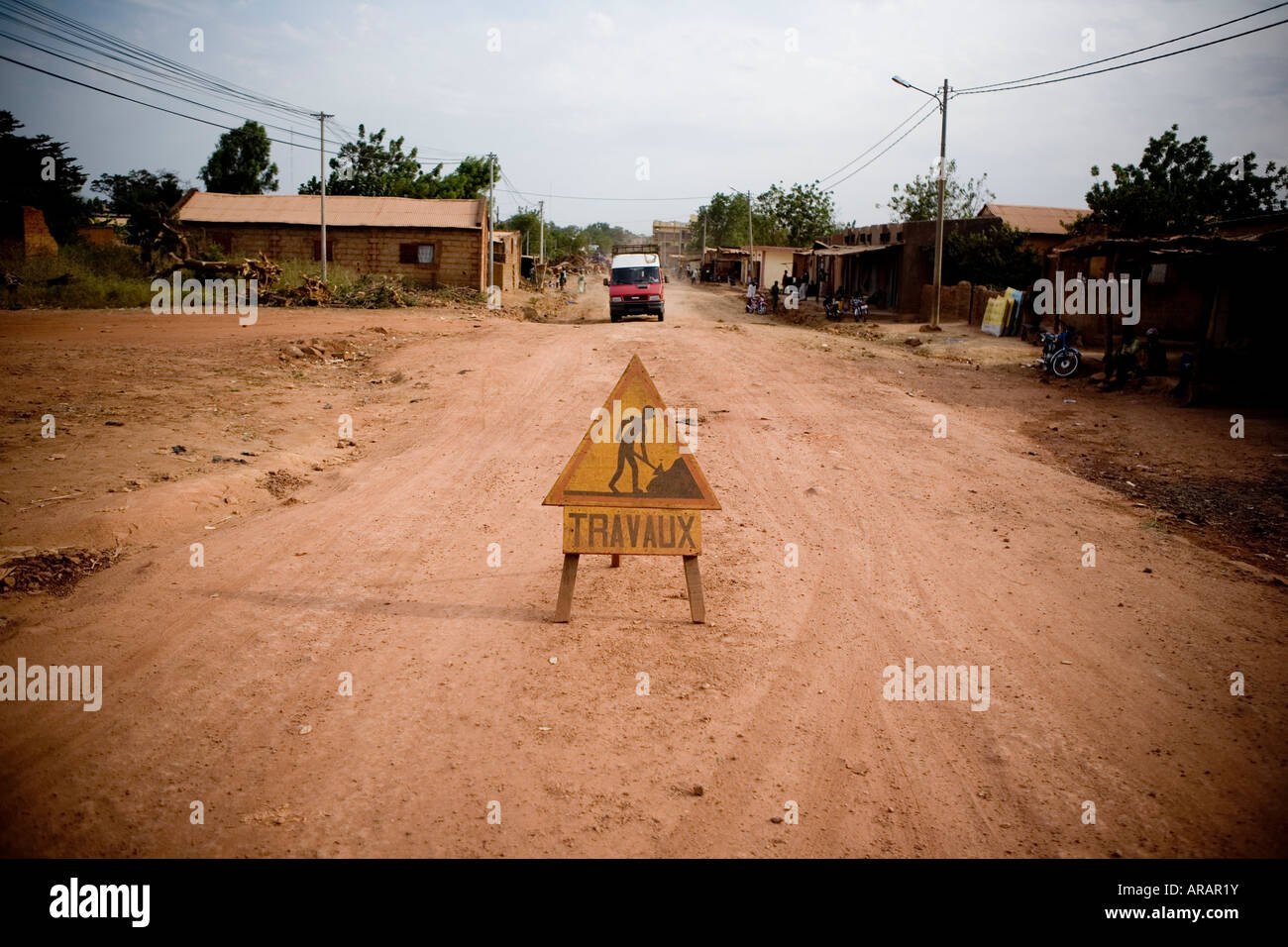 Cartello stradale in Mali, Africa Foto Stock