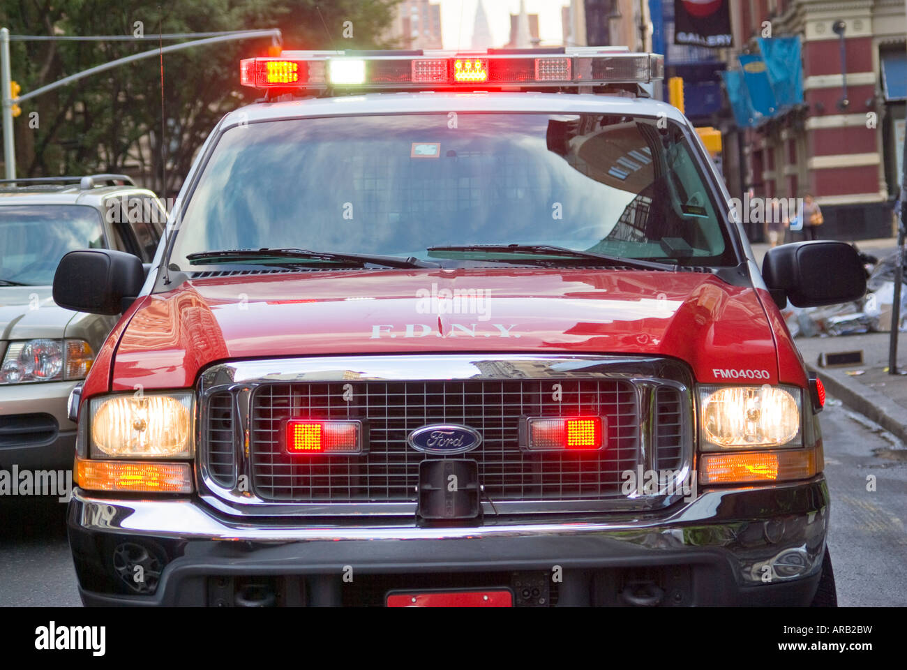 Battaglione FDNY 2 veicolo antincendio, Manhattan, New York, Stati Uniti d'America Foto Stock