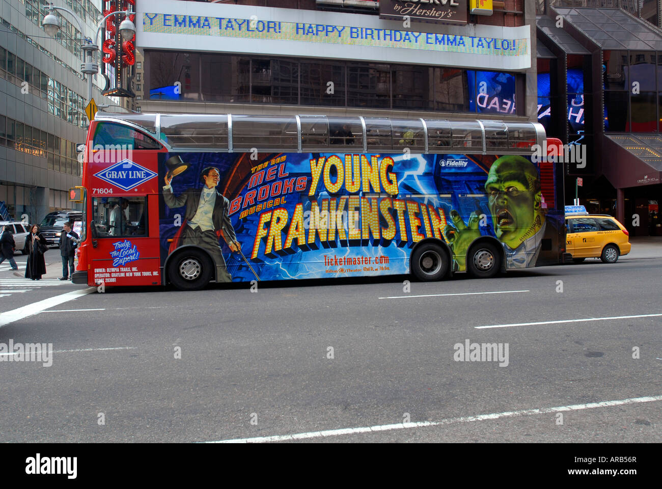 Una gita in autobus annuncia Mel Brooks nuove hit musical giovane Frankenstein Foto Stock