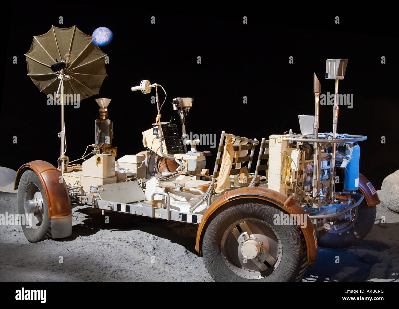 Una luna rover posizionato sulla luna per trasmettere a terra. Foto Stock