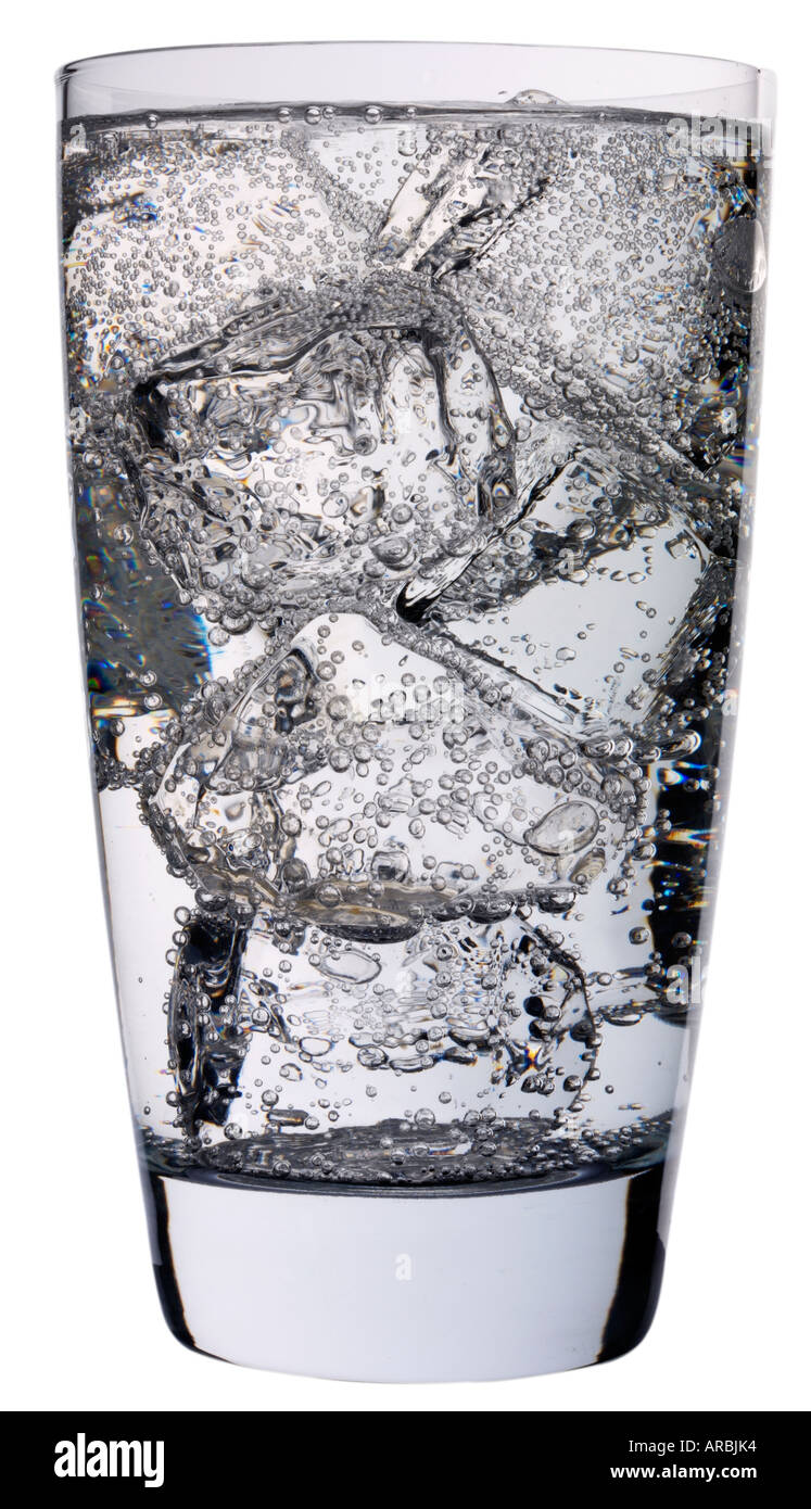 Bicchiere di acqua tonica Foto Stock