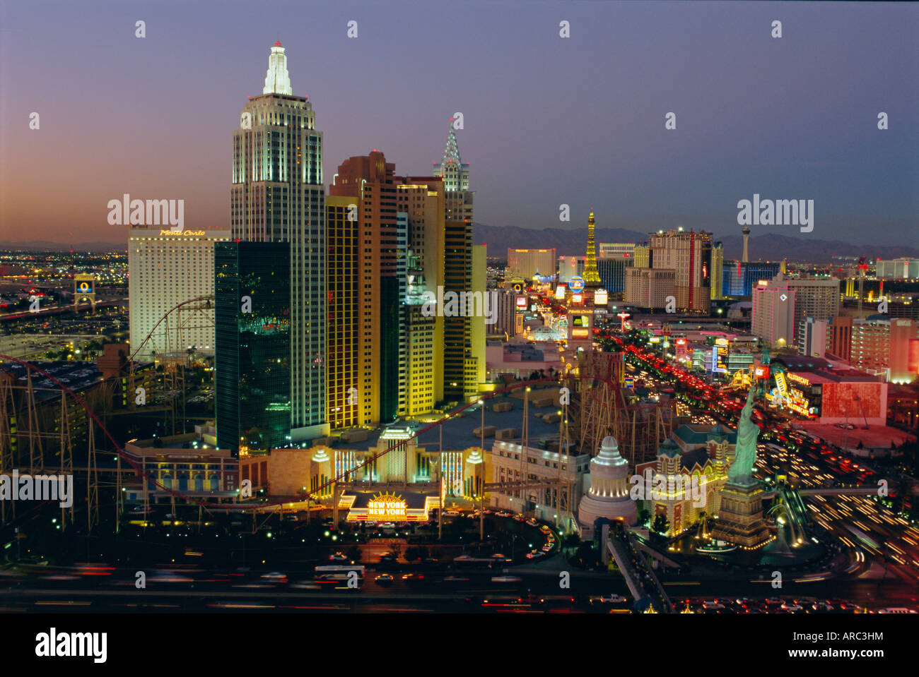 New York New York Hotel and Casino e la striscia di Las Vegas, Nevada, STATI UNITI D'AMERICA Foto Stock