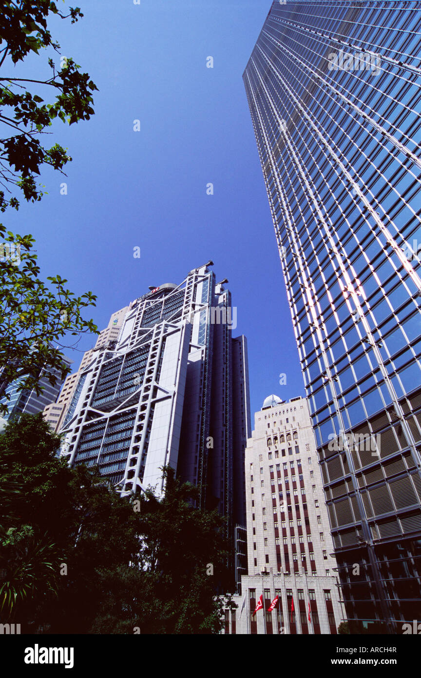 H.S.B.C. Edificio, vecchia Banca di Cina edificio e Cheung Kong Center sulla destra, centrale, Isola di Hong Kong, Hong Kong, Cina Foto Stock