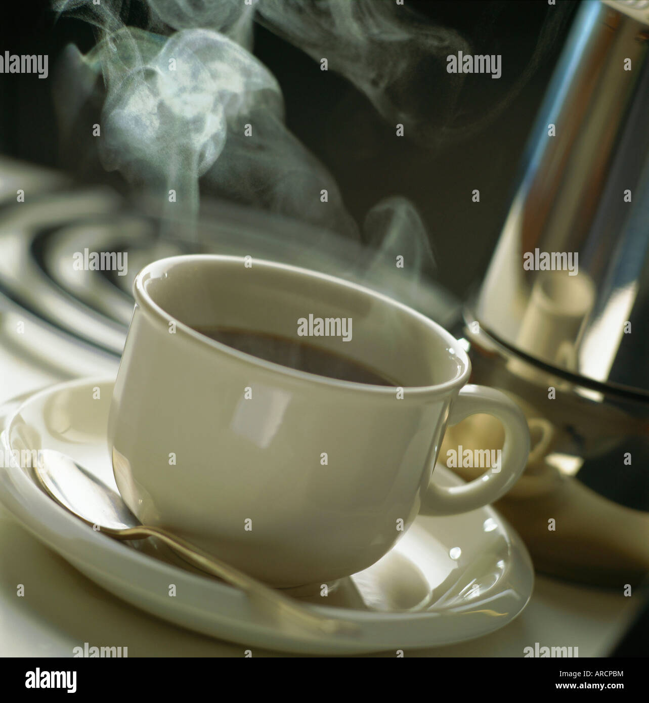 FIRE & FIGHT Tazza Da Caffè Per Pompiere: 300 Ml, In Porcellana, 'È Il Caffè Freddo Che è In Uso' - Regalo Divertente Per Vigili Del Fuoco E Appassionati