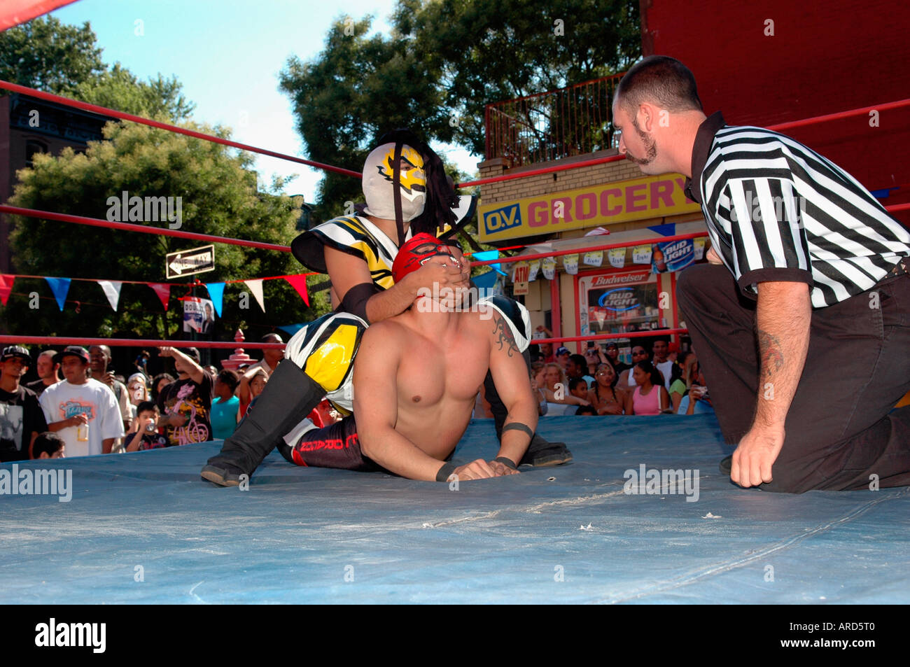 Lucha Libre al Grand Ave block party in Clinton Hill quartiere di Brooklyn Foto Stock