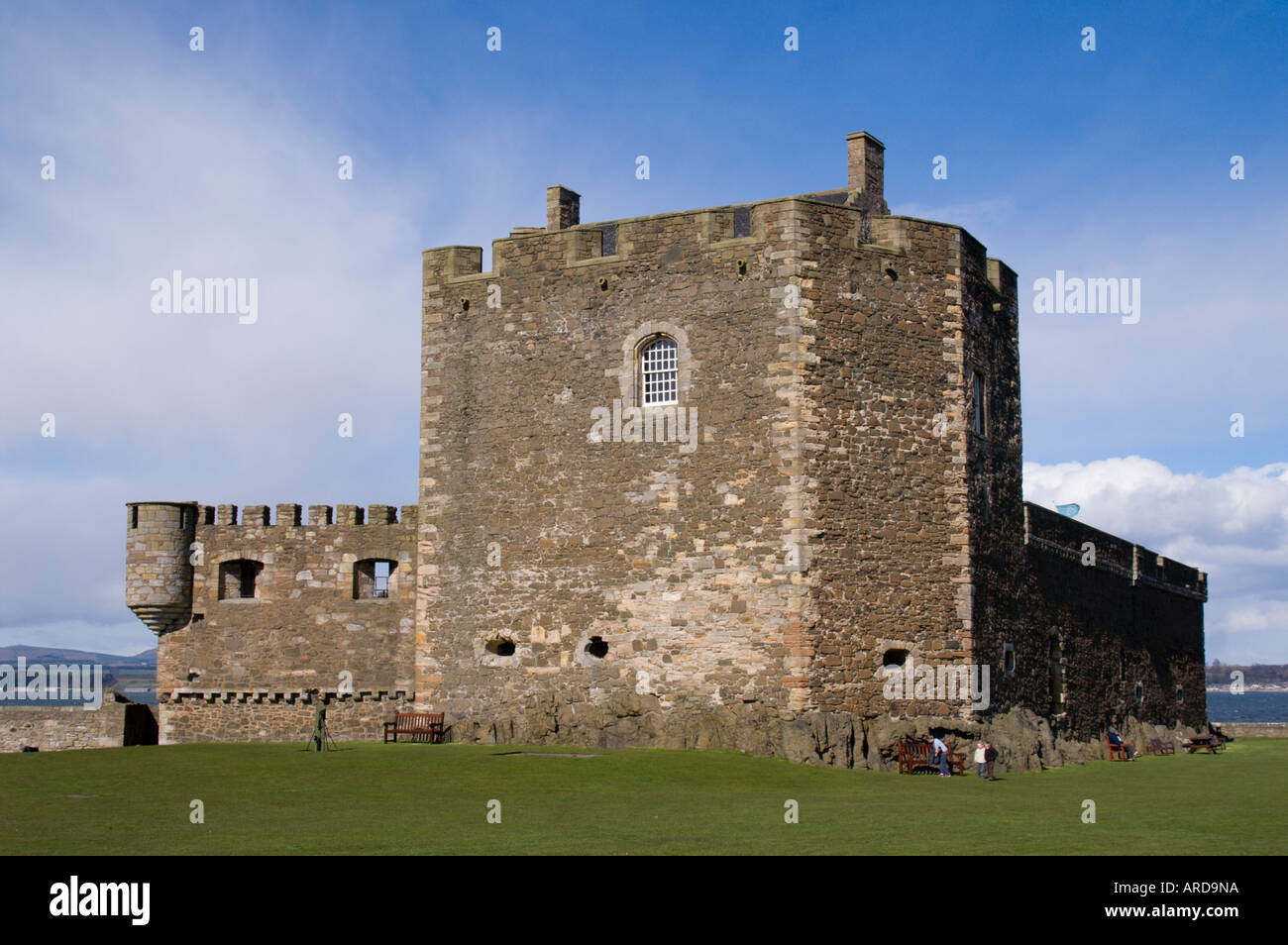 Castello di nerezza West Lothian Scozia ex carcere e munizioni store sulla sponda meridionale del fiume Fort Foto Stock