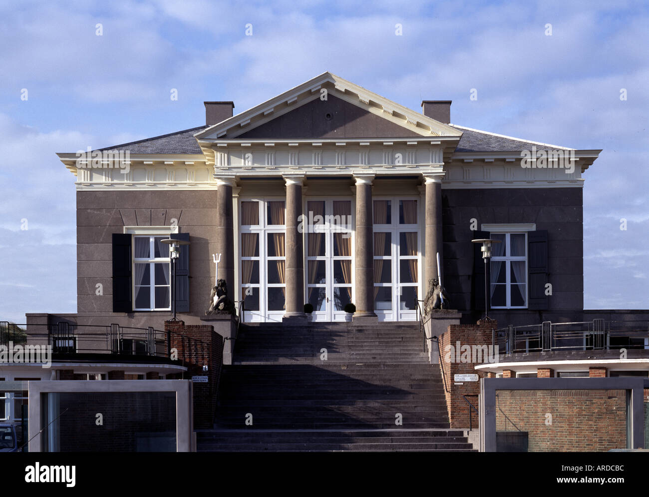 Scheveningen, Museo Beelden aan Zee, Klassizistischer Pavillon Foto Stock