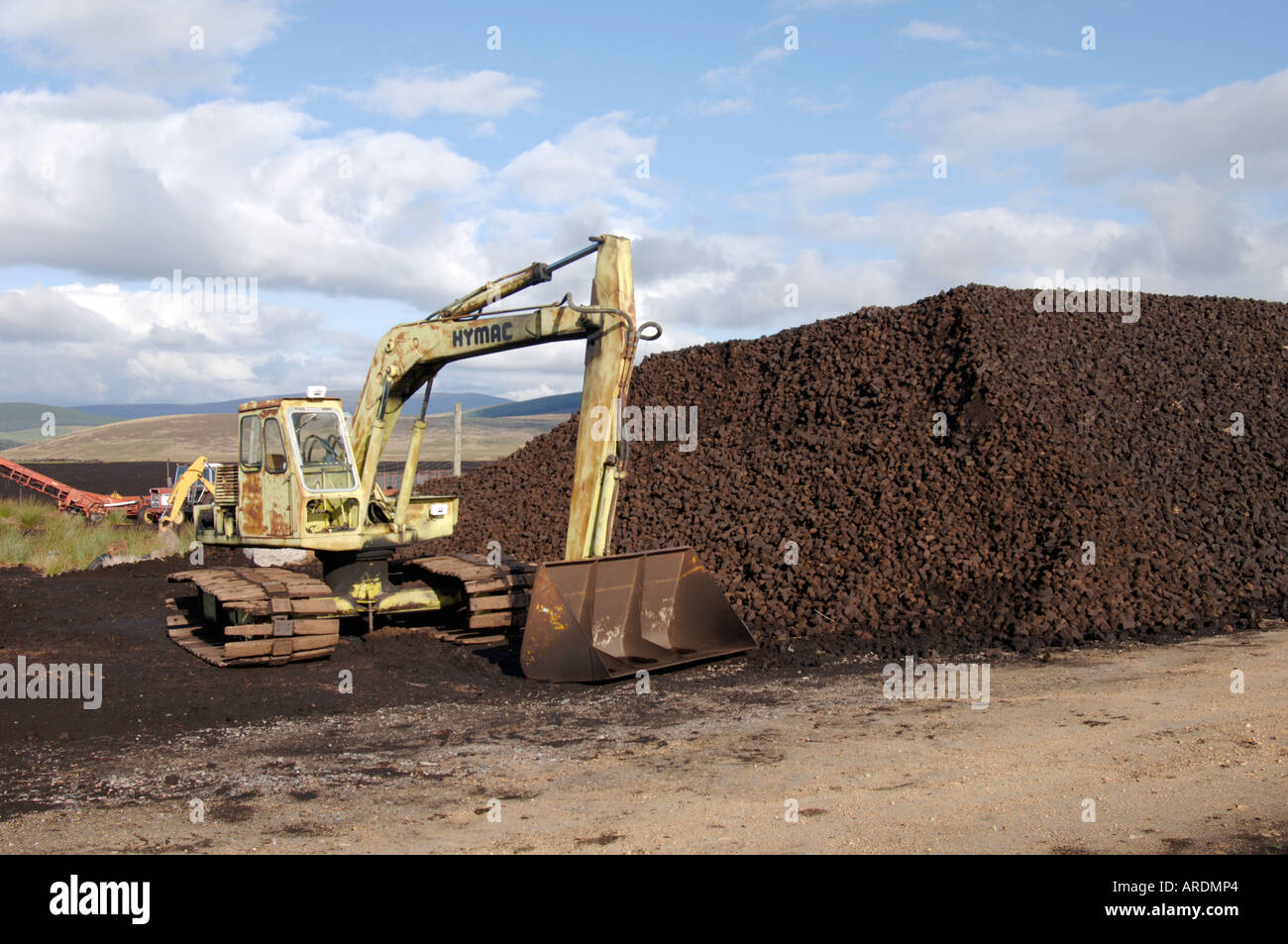 Commerciale di blocchi di torba per il carburante. XPL 3608-350 Foto Stock