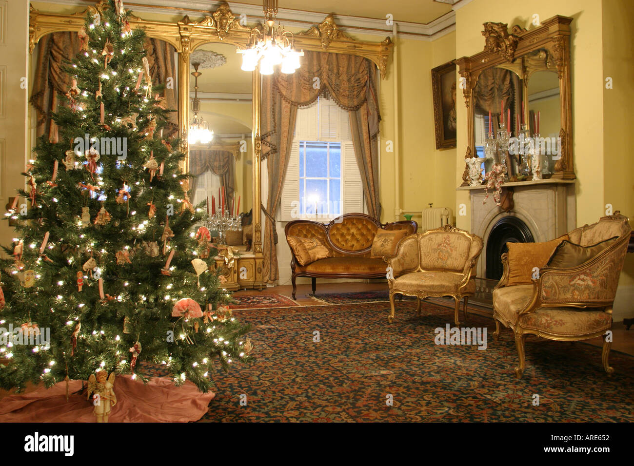 Portsmouth Virginia, storia coloniale, Olde Towne Historic District, Hill House, case, costruito nel 1820, arredamento di Natale, design d'interni, storico Holiday Trolle Foto Stock