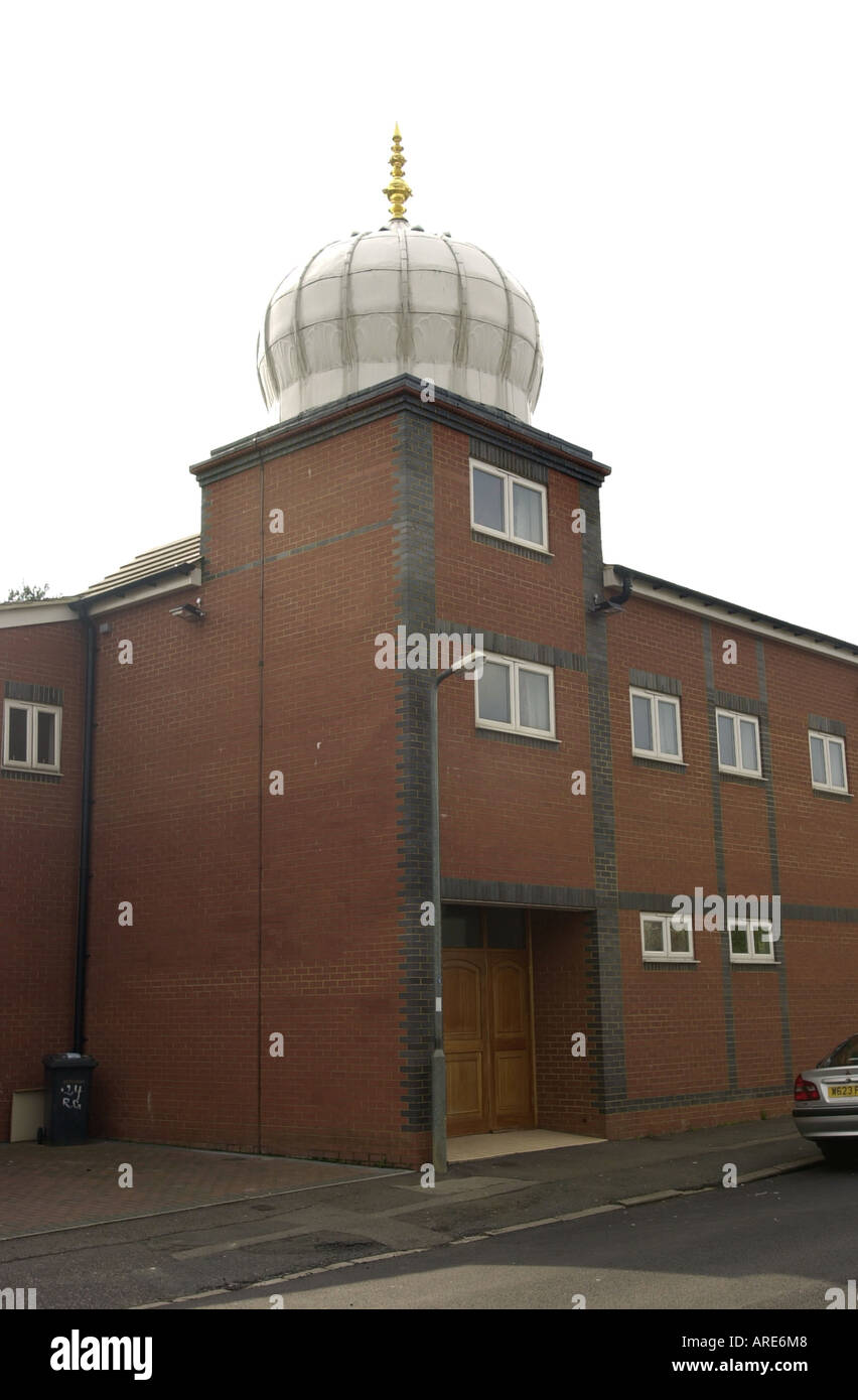 Il Ramgarhia tempio sikh è su Bearton Avenue, Hitchin, Hertfordshire, Regno Unito. Foto Stock