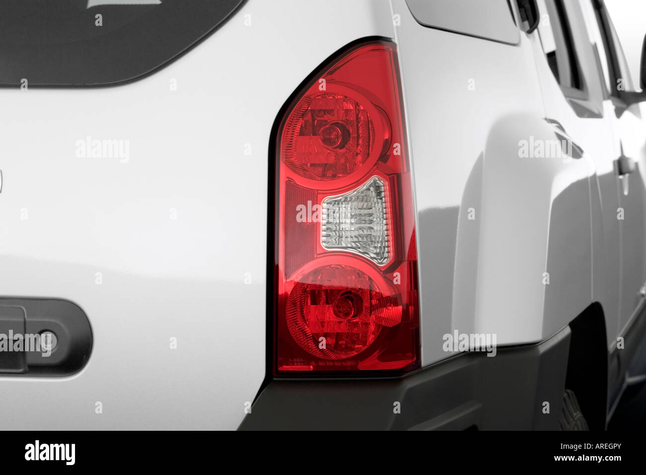 2006 Nissan Xterra Off Road in argento - Luce di coda Foto Stock