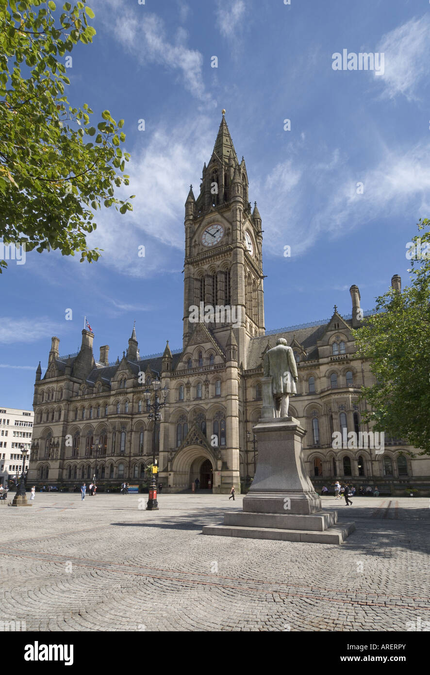 Inghilterra, Manchester, palazzo del municipio, piazza Albert Foto Stock
