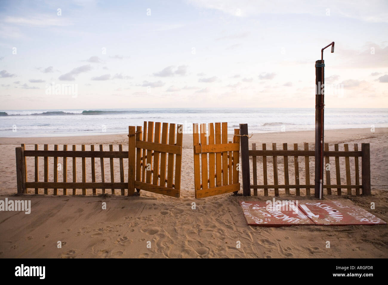 Rete fissa sulla spiaggia Foto Stock