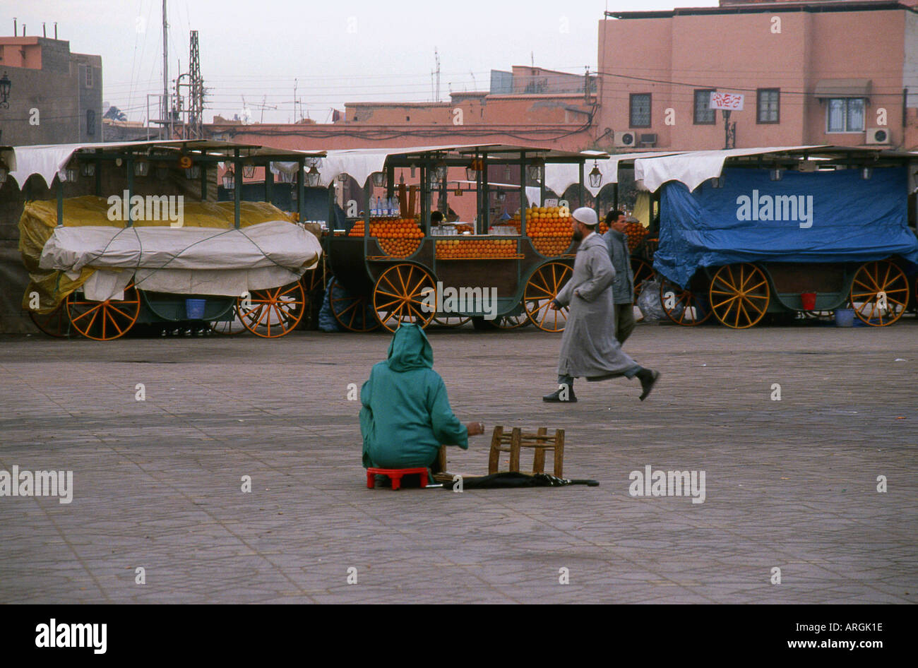 Djemaa el Fna a Marrakech Marrakech marocco sudoccidentale Maghrebian del Maghreb arabo berbero arabo marocchino Africa del Nord Foto Stock
