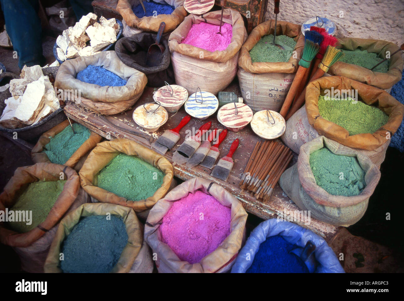Polvere colorata Tetouan Tetuan Tangier-Tétouan Northwest Marocco Maghrebian del Maghreb arabo berbere marocchine Africa Settentrionale Foto Stock