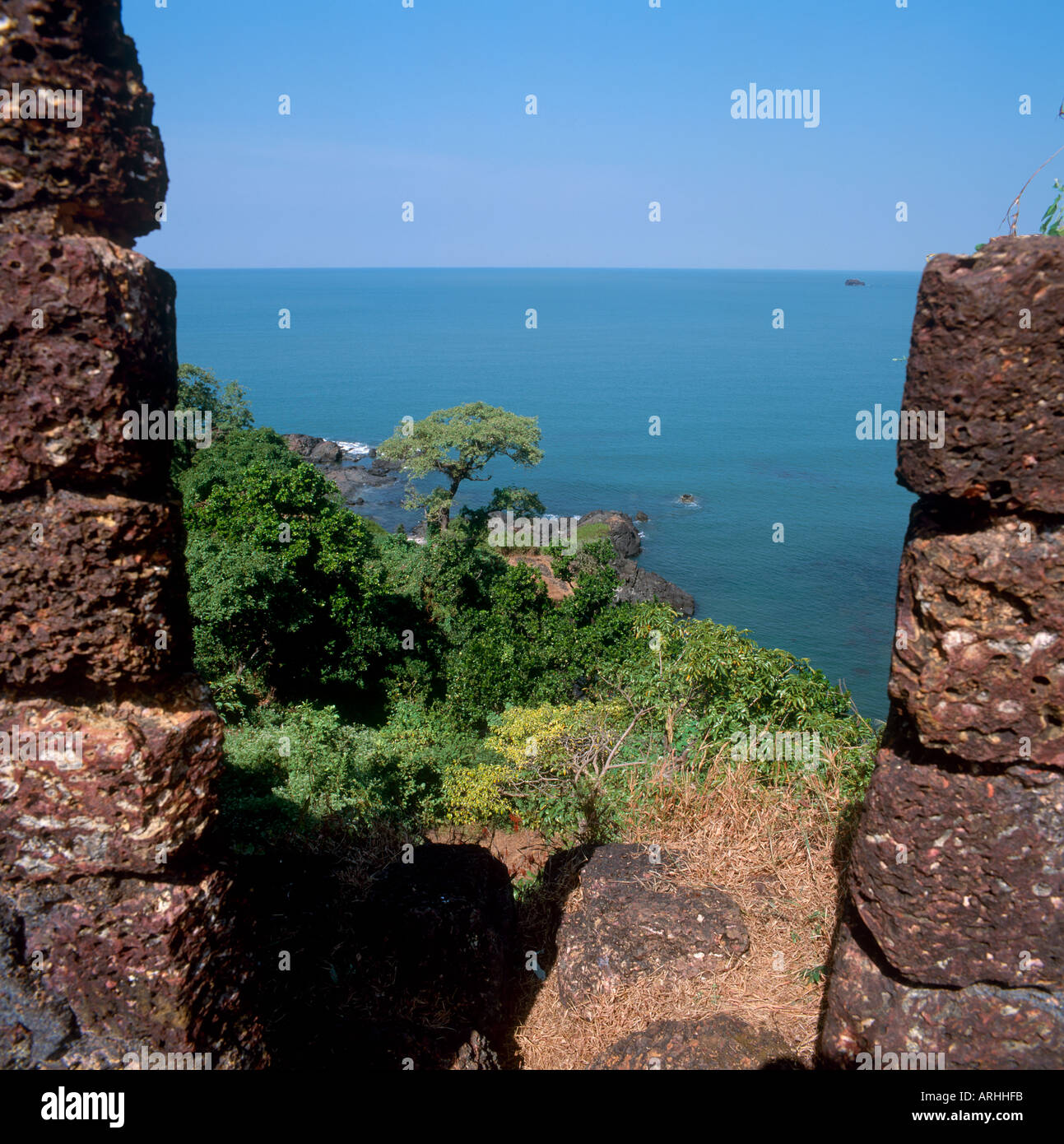 Vista dal Vecchio Forte Portoghese Cabo de Rama, a sud di Goa, India Foto Stock