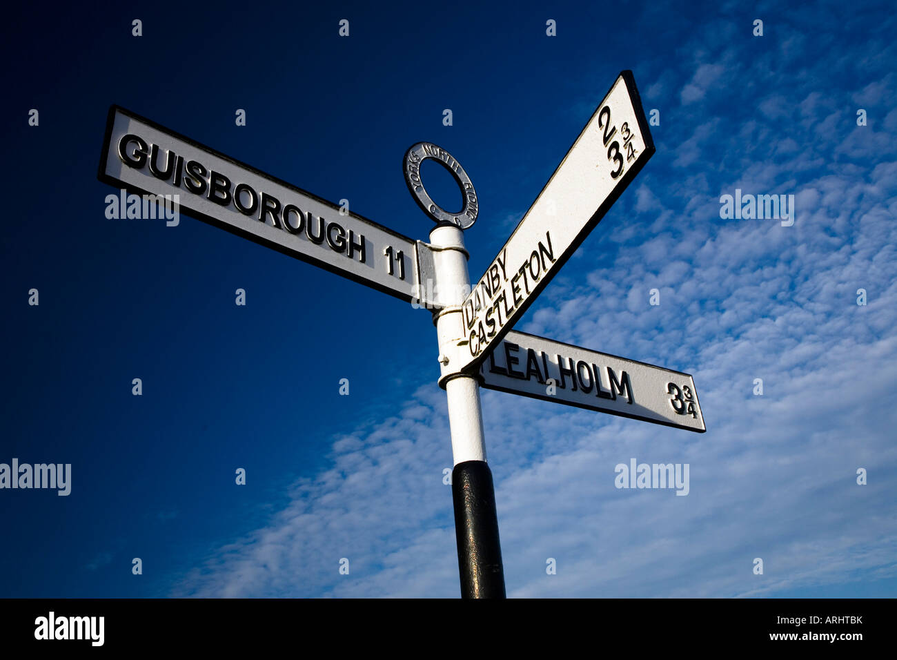 Old North Riding direzione segno ot Danby Beacon North York Moors National Park Foto Stock