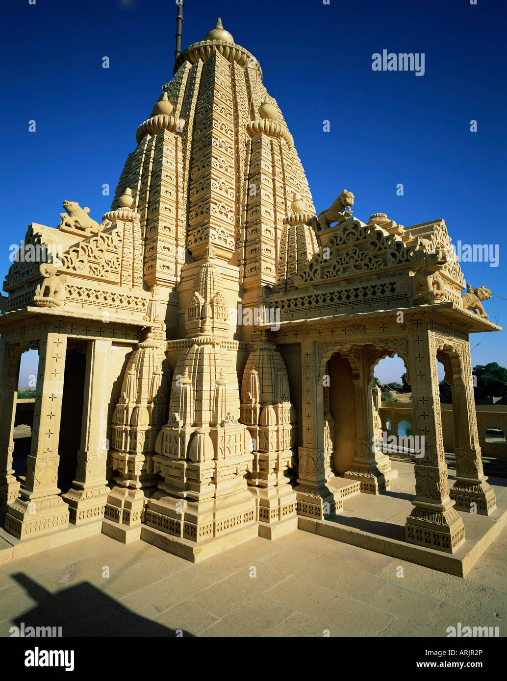 Tempio Jain, Amar Sagar, vicino a Jaisalmer, western Rajasthan, stato del Rajasthan, India, Asia Foto Stock