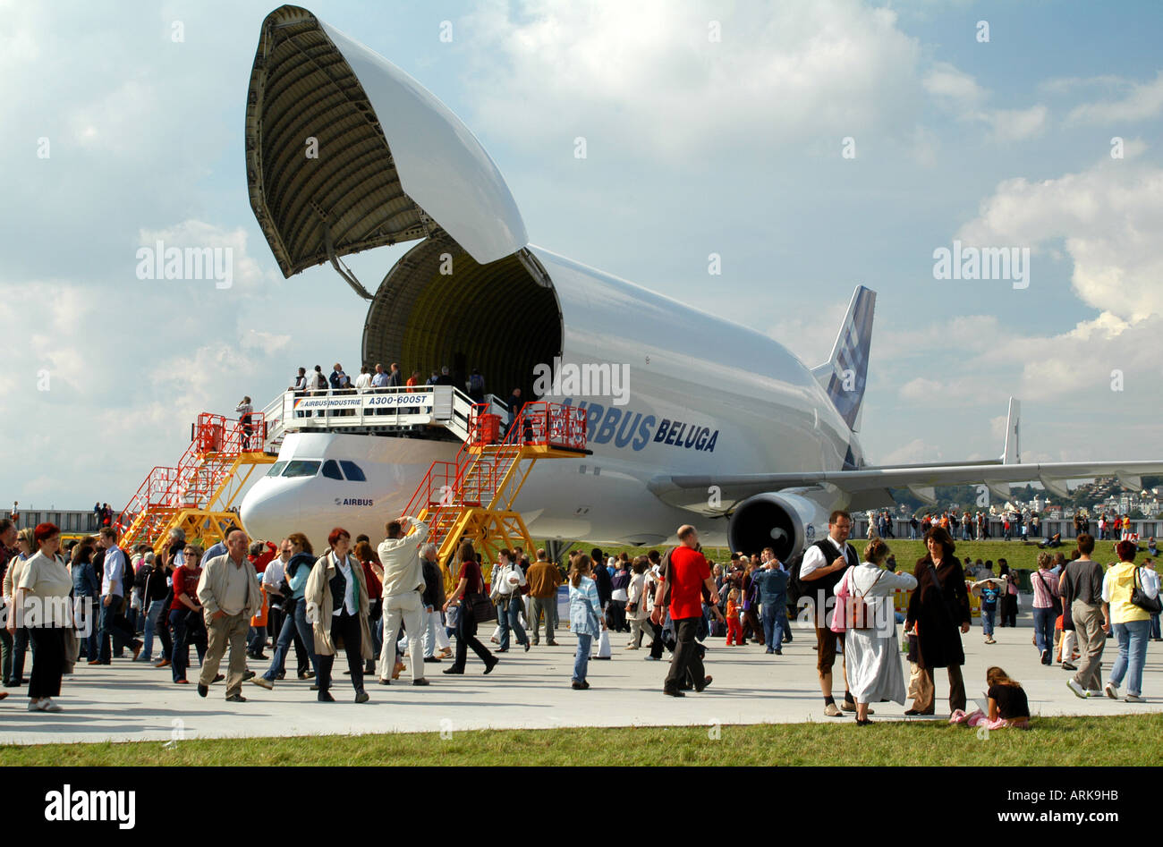 Airbus il trasporto aereo in beluga Finkenwerder, Amburgo, Germania, dove le parti di un 380 sono prodotte Foto Stock
