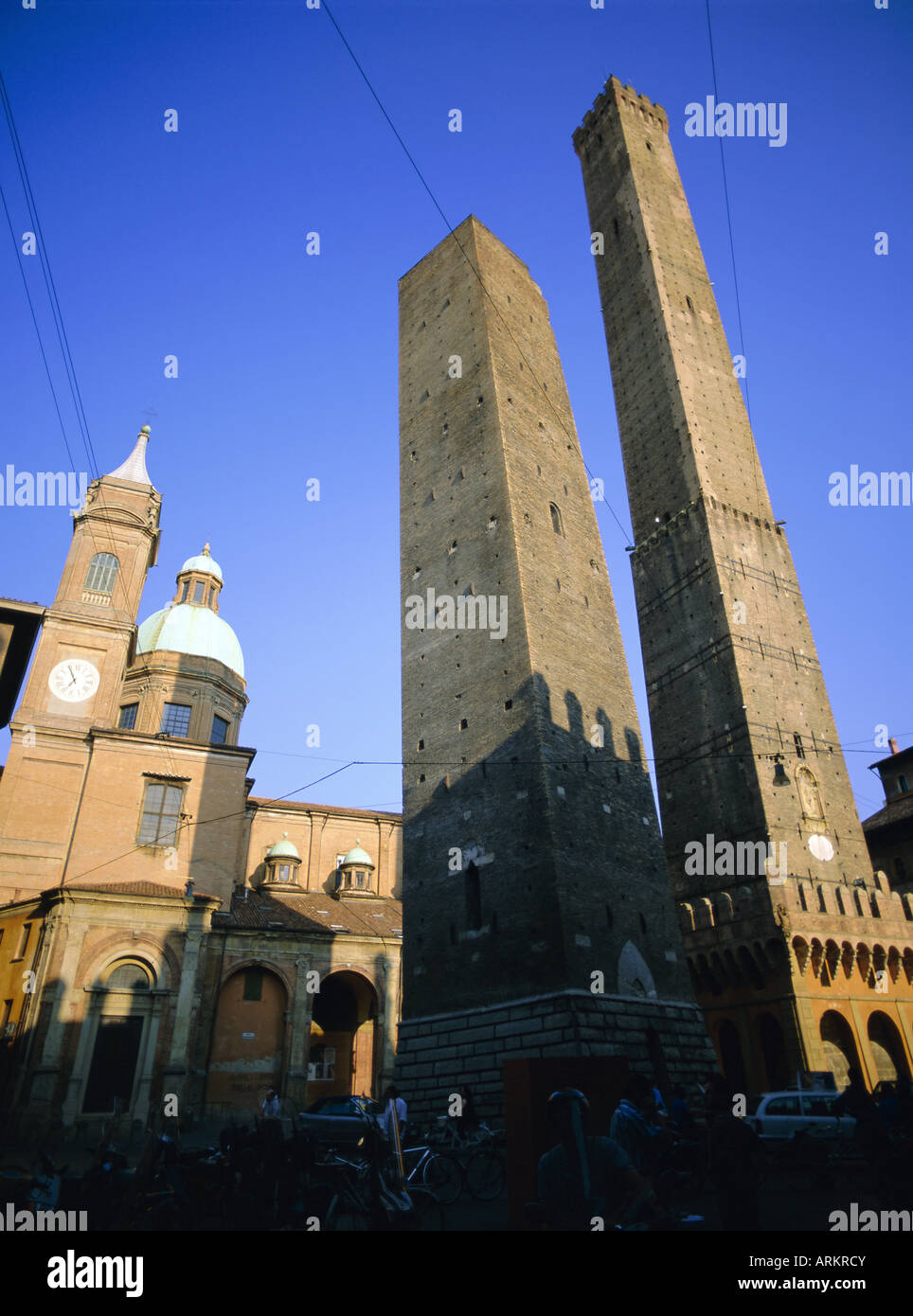 Le Torri dell'asinello (Torre degli Asinelli), Bologna, Emilia Romagna, Italia, Europa Foto Stock