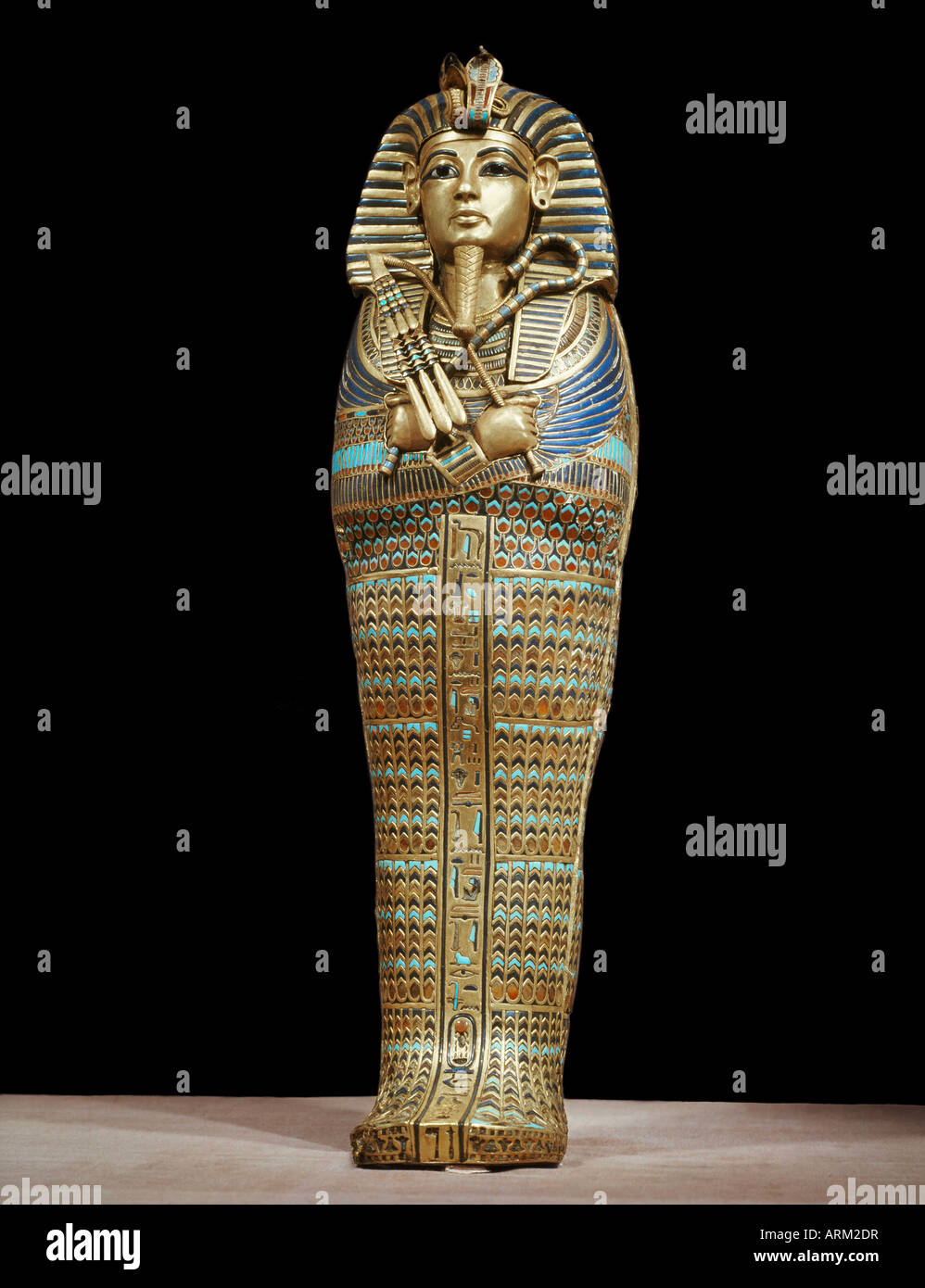 Uno dei quattro piccoli gold mummiform bare poste nelle urne canopi, dalla tomba del faraone Tutankhamon Foto Stock
